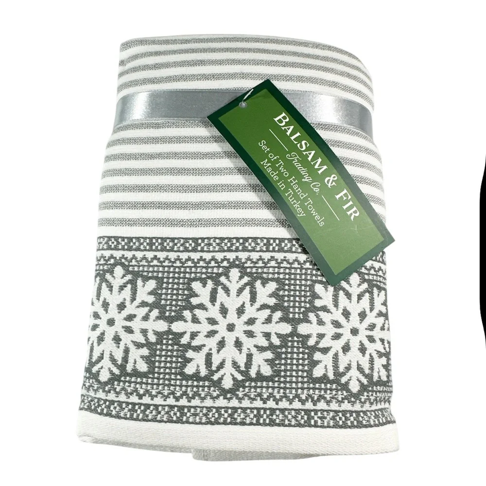 NEW Balsam Fir CHRISTMAS/WINTER GRAY & WHITE SNOWFLAKE HAND TOWELS Set/2